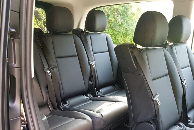 Almaty Airport Transfer Mercedes V-Class - Airport delays: how this transfer handles real-world changes