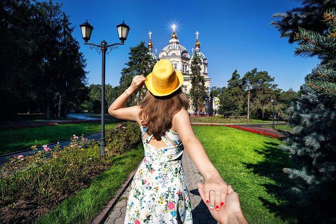 Almaty city tour - Panfilov’s 28 Guardsmen Park: Old Almaty in a 40-Minute Stroll
