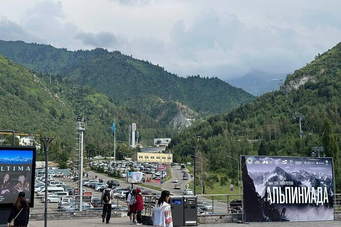 Almaty city tour and Medeu-Shymbulak-Koktobe-Green Bazar - Medeu ice rink: why this high-altitude stop feels special
