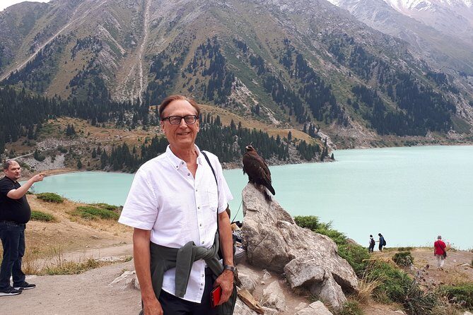 ALmaty mountains hiking tour - Guides in the driver’s seat: pacing, tailoring, and calm problem-solving