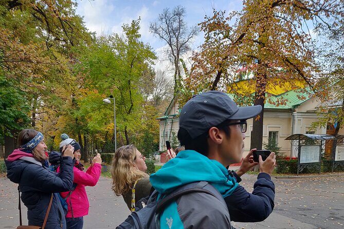 Almaty Original City Tour - Panfilov Park: Cathedral views plus war memorials