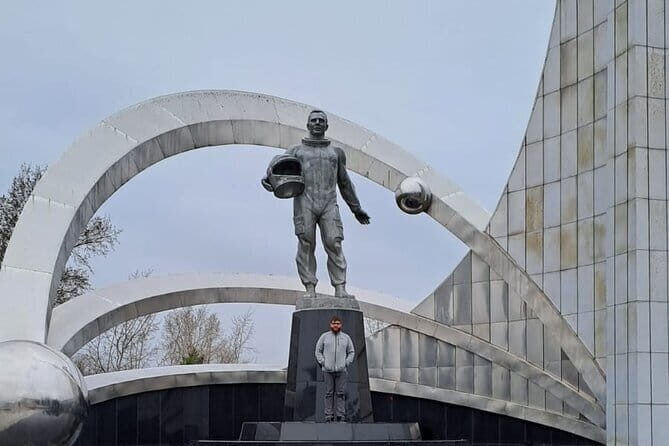 Astana City Tour: Authentic Private Full Day with Lunch + Pickup - Khan Shatyr: A Shopping Mall Built Like a World-Record Project