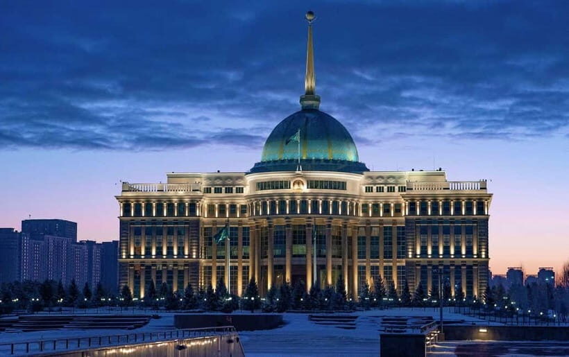 Astana City Tour: Explore Night City with a Certified Guide - Your guide experience: Damir, Arsen, or Abay-style storytelling