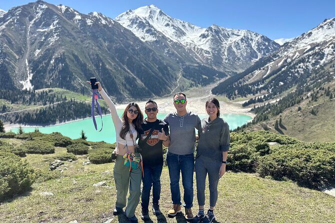 Big Almaty Lake: Choose Your Adventure on Foot or by Car - Guides and small-group energy: why the day feels organized
