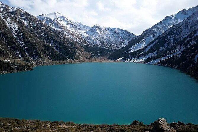 Big Almaty Lake: Choose Your Adventure on Foot or by Car - Season check: rain in October and frozen water in winter