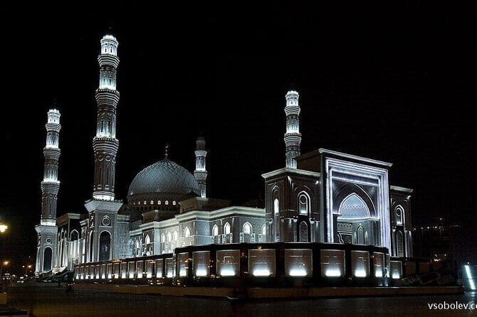 Guided Night Time Tour of Astana in a Private Car - Astana after Dark: Why the City Works So Well at Night