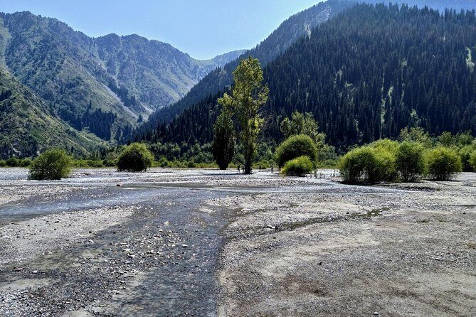 Issyk Lake - shining pearl of Almaty surroundings + Golden Man museum - Issyk Lake: gorge views, a walk with options, and picnic time
