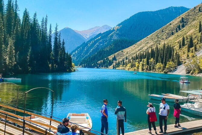 Kolsai and Kaindy Lakes with Charyn Canyons Day Trip - The Guide and the Group Dynamic: When the Day Feels Smooth