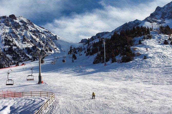 Private Trip to Medeu Ice Skating Rink and Shymbulak Ski Resort - The morning transfer to Medeu: quick escape from the city