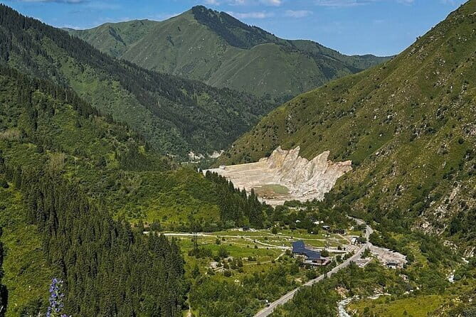 Shymbulak to Bogbanovisch Glacier and Oktabriskaya Hike - Safety, Gear, and Photo Spots: Small Details That Make or Break It
