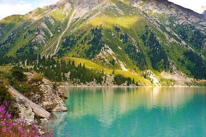 Shymbulak to Bogbanovisch Glacier and Oktabriskaya Hike - Weather and Flexibility: How to Think About the Mountain Schedule